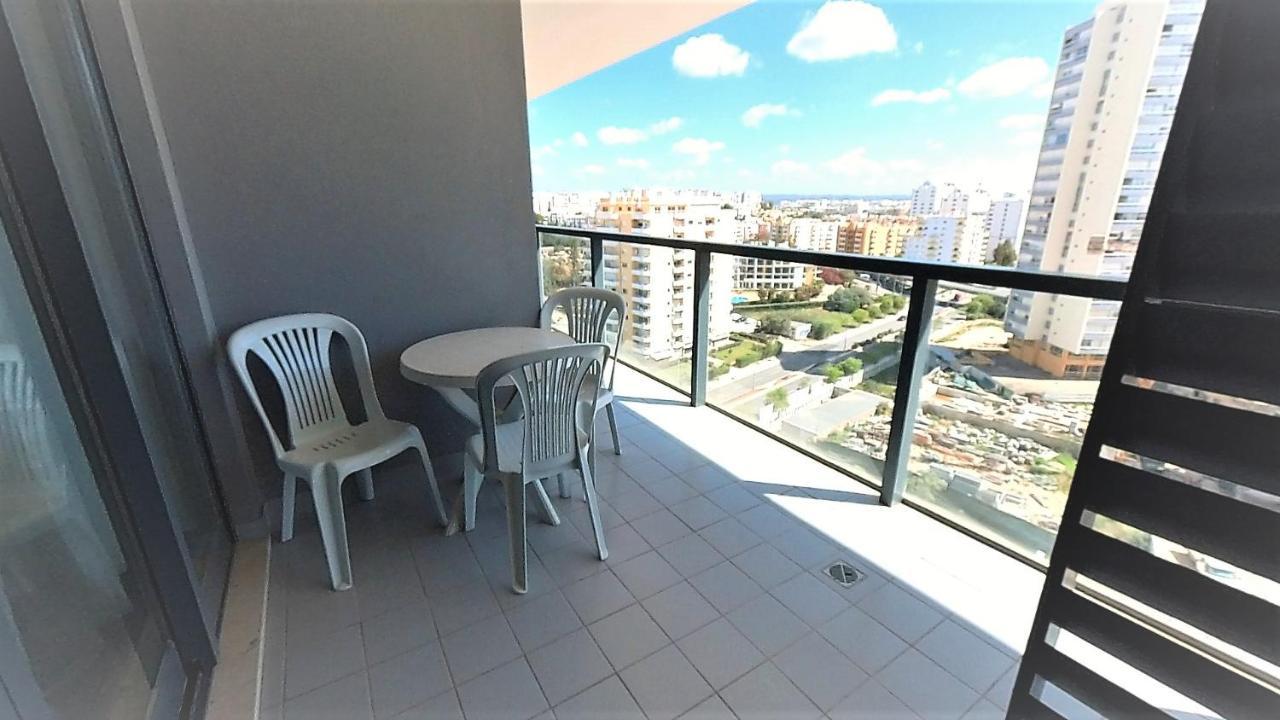 Apartamentos Turisticos Rocha Tower 4 Portimão Eksteriør billede