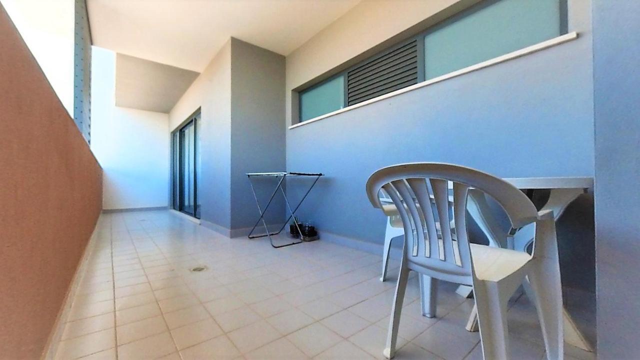 Apartamentos Turisticos Rocha Tower 4 Portimão Eksteriør billede